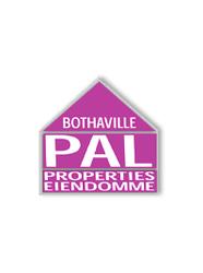 Jackie  Lindeque, estate agent